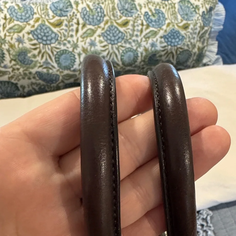 Elegant Brahmin handbag - Picture 6 of 9